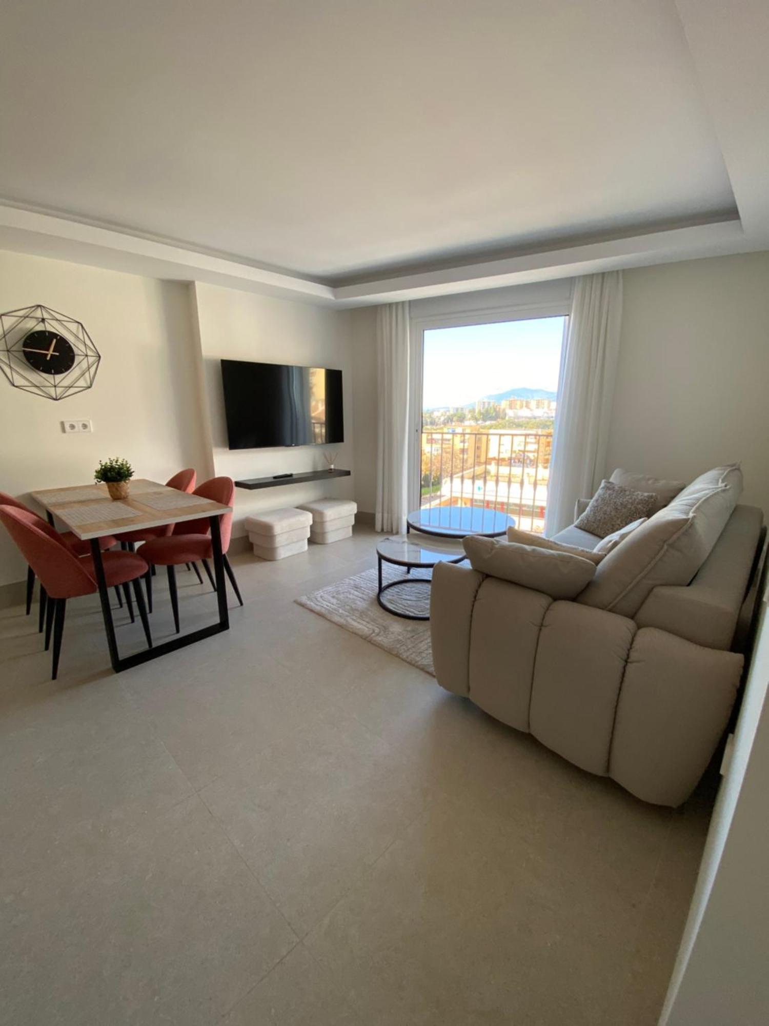 Valpiloft * Marbella